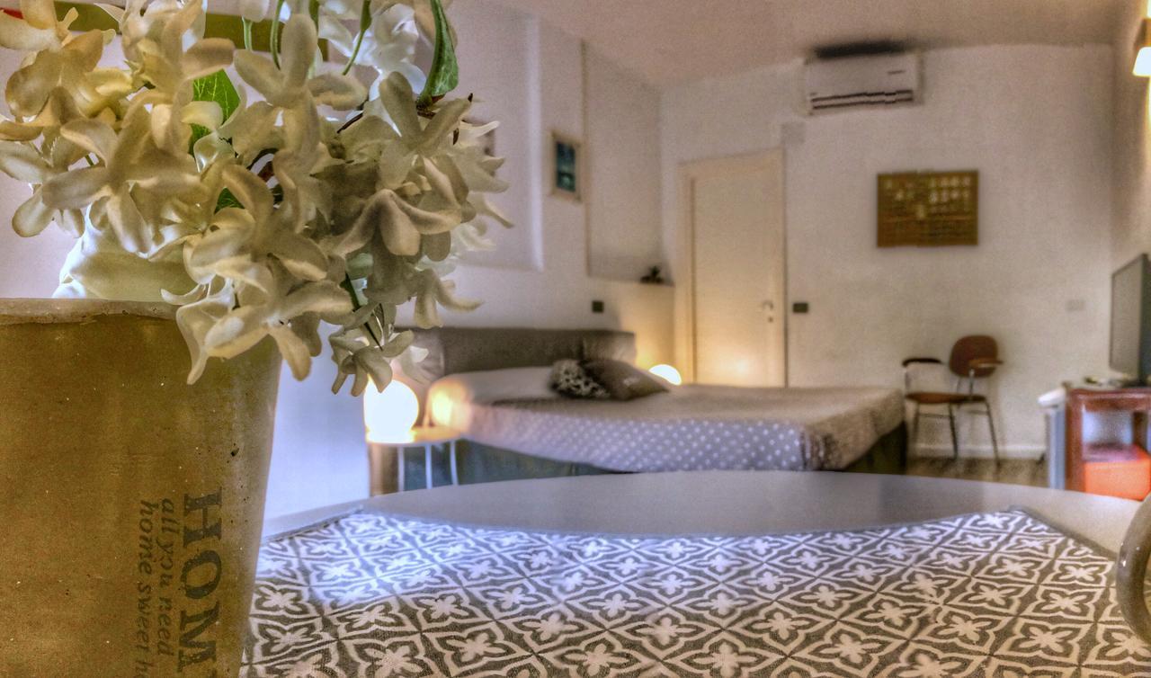 Отель Sulla Via Delle Cinque Terre Специя Экстерьер фото